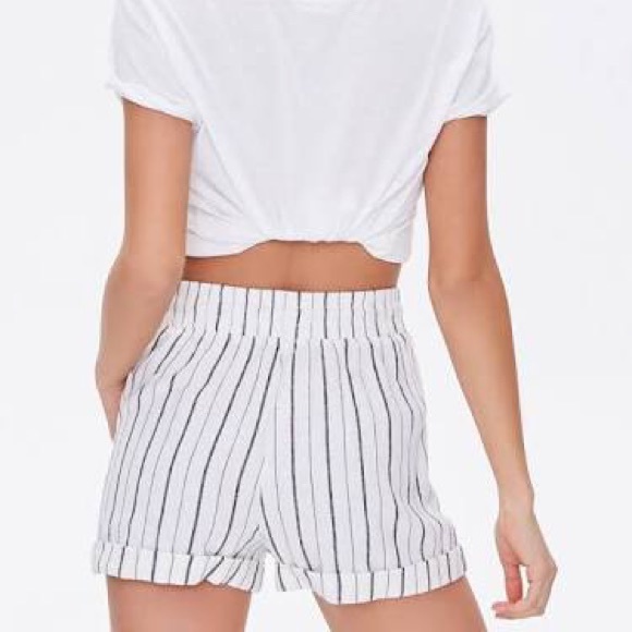 Almost Famous Linen Drawstring Short - Picture 3 of 7